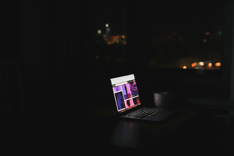 When the Clock Stops Mattering: How Kobe's Round-the-Clock Culture Rewires Remote Workers